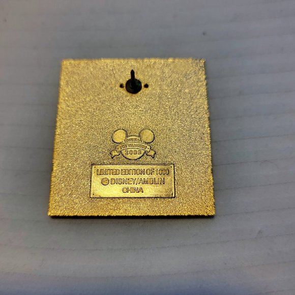 DISNEY DISNEYLAND JESSICA RABBIT SEPTEMBER 2008 DAMSELLE MAGAZINE PIN LE 1000 - Picture 5 of 5